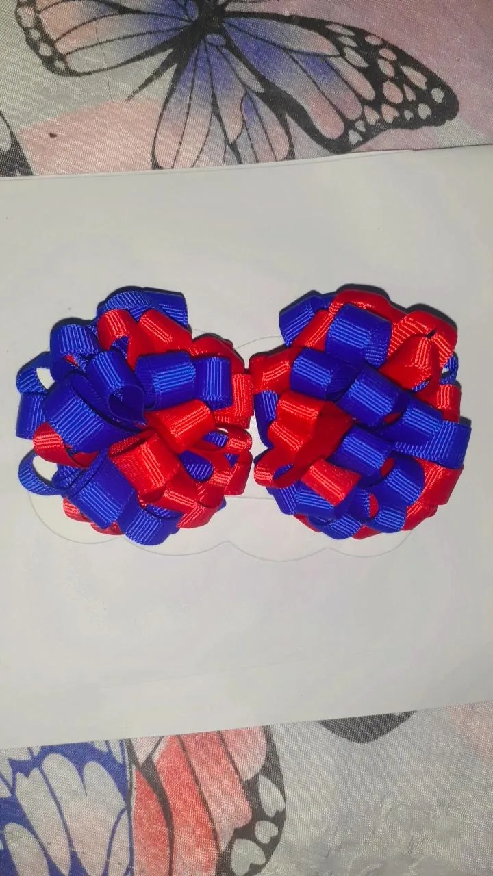 Laço pompom parzinho