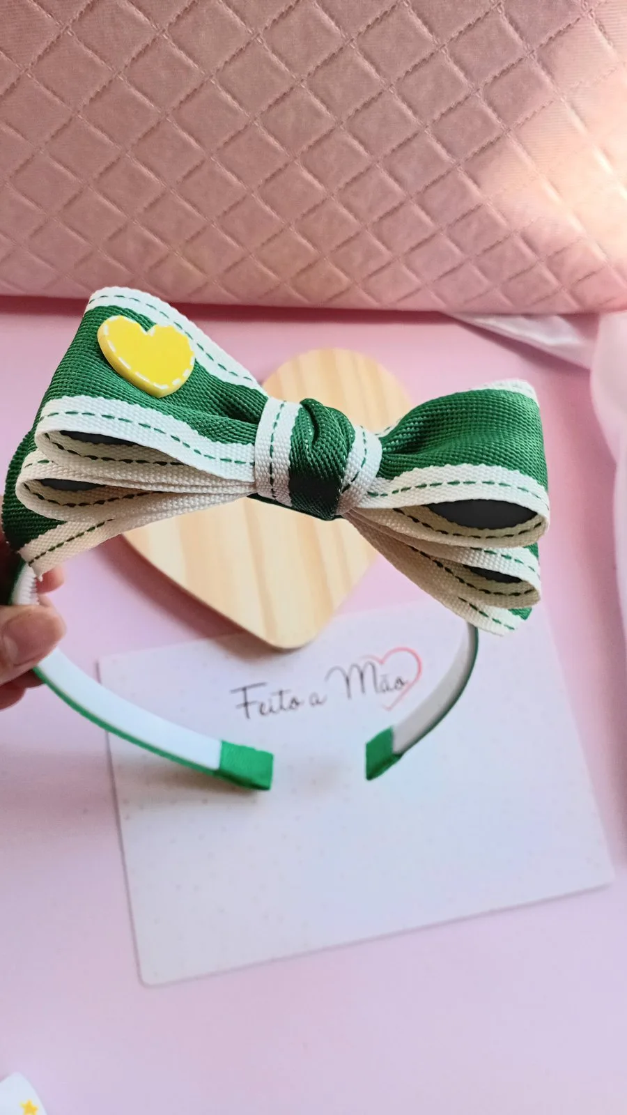 Tiara Bella